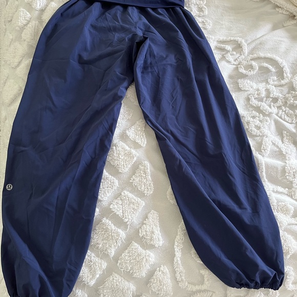 Lululemon summer sweatpants - Picture 2 of 3